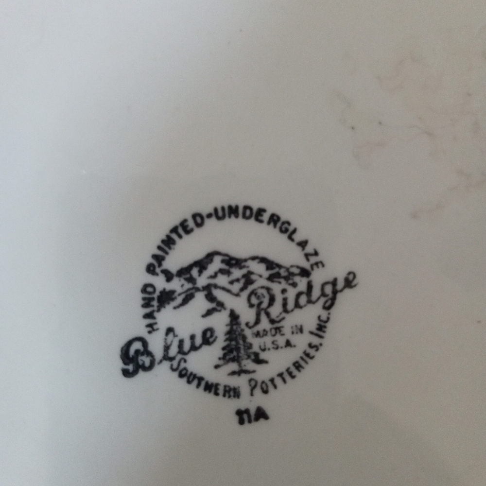 Blue Ridge Apple Plate 10" - Picture 3 of 4
